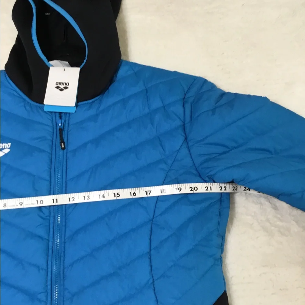 Arena Blue Black Mens Puffer size XL NWT